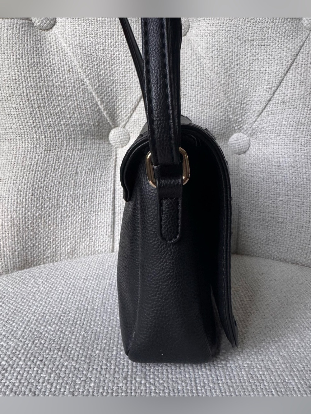 JustFab Black Woven-Edge Crossbody Bag - Picture 5 of 11